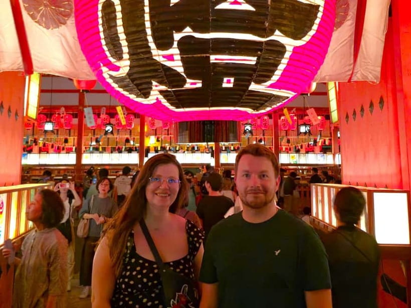 Kyoto: Fushimi Inari Taisha Night Tour with Guide - Entering Fushimi Inari after dark