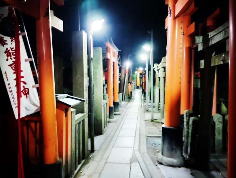 Kyoto: Fushimi Inari Taisha Night Tour with Guide - Should you book the Fushimi Inari night tour?