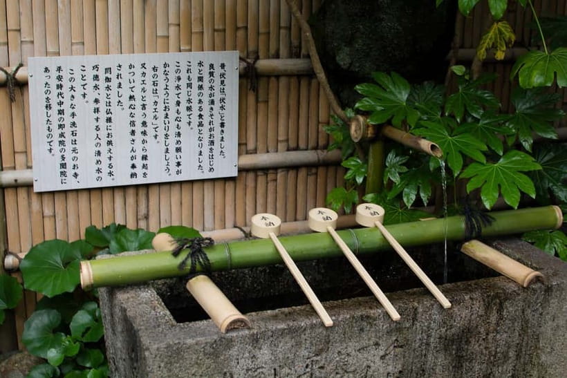 Kyoto: Fushimi Sake District Tour with Boat Ride - Why Fushimi makes a better sake setting than a simple tasting room