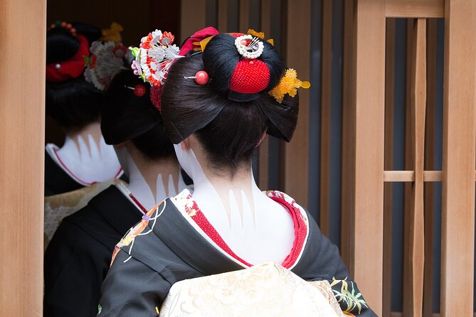 Kyoto Geisha District Walking Tour in Gion - Hanamikoji Street shows Gion’s public face