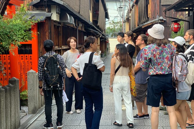 Kyoto Geisha District Walking Tour in Gion - The guide can make or break the experience