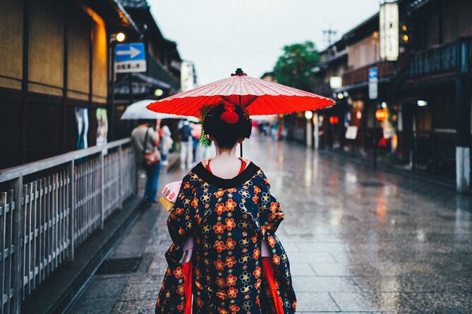 Kyoto Geisha District Walking Tour in Gion - How much walking and time should you expect?