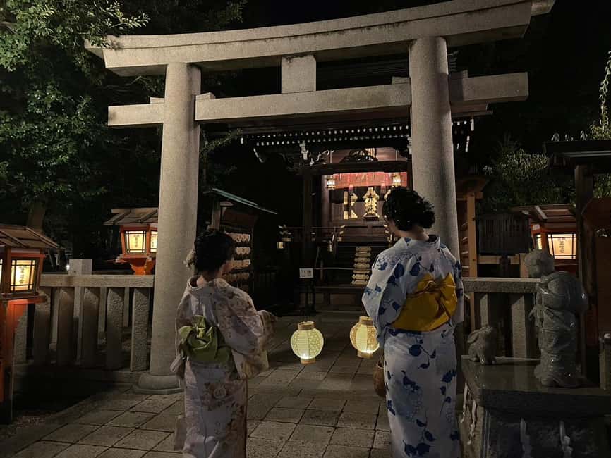 Kyoto: Gion & Geisha District Night Time Walking Tour - Yasaka Shrine and Maruyama Park: the spiritual opening