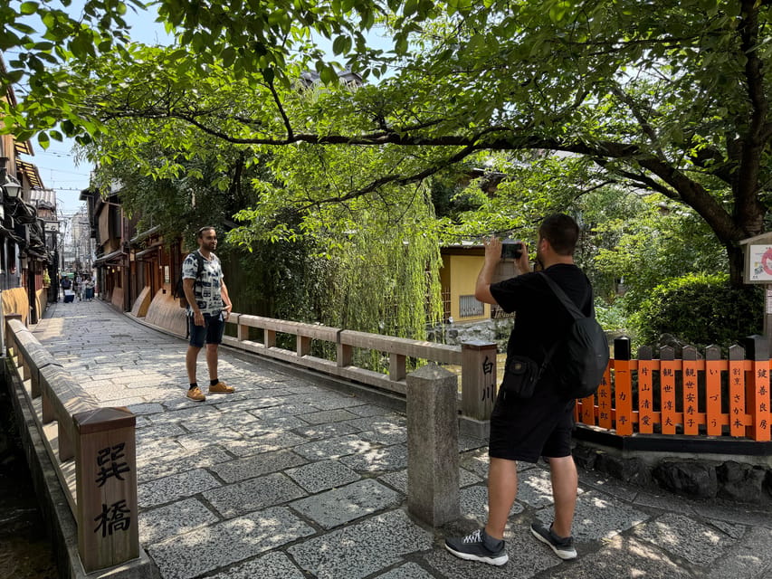 Kyoto: Gion Geisha District & Yasaka Shrine Walking Tour - Pace, weather, and practical comfort
