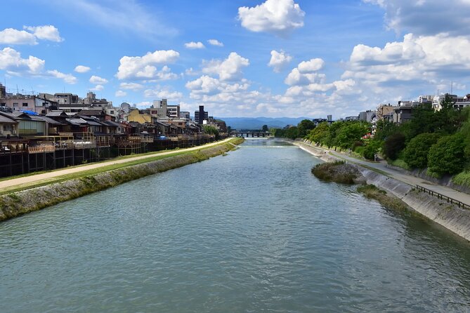 Kyoto Gion Historical Walking Tour - Nene-no-Michi and the old Higashiyama mood