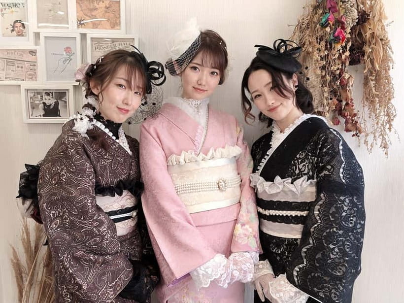 Kyoto Gion Kiyomizudera Kimono Yukata Hairstyle | Photoshoot - Picking your kimono from 700-plus choices