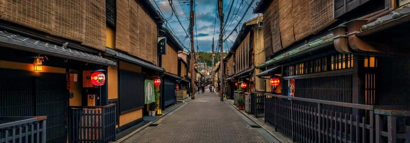 Kyoto: Gion Night Tour Stories of Geisha and Maiko - Key points to know before you book