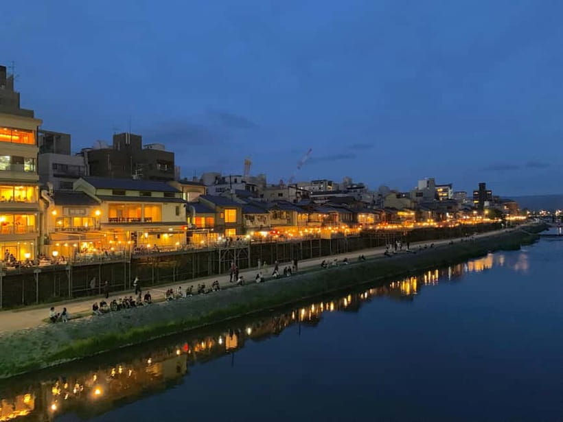 Kyoto: Gion Night Tour Stories of Geisha and Maiko - Shirakawa Canal at the quietest part of the evening