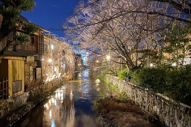 Kyoto: Gion Night Walking Tour with Geisha Insight - Is $25 good value for two hours?