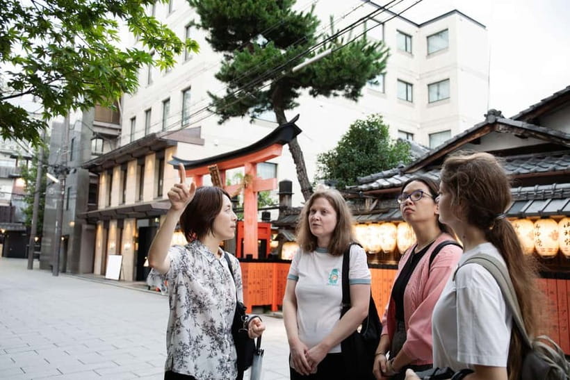 Kyoto: Gion World of the Geisha Guided Walking Tour - Practical tips for a better visit