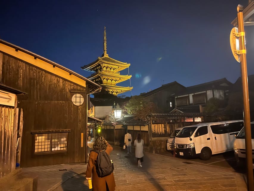 Kyoto: Half-Day Private Guided Tour to the Old Town of Gion - Tatsumi Bridge and the entrance to Shirakawa