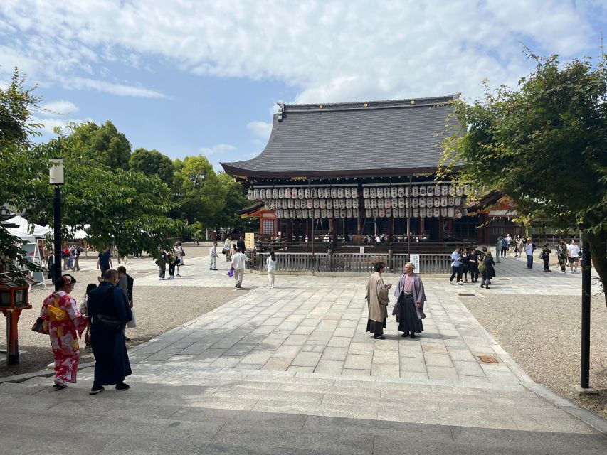 Kyoto: Half-Day Private Guided Tour to the Old Town of Gion - Pontocho closes the walking loop