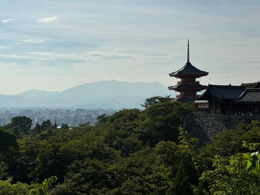 Kyoto: Half-Day Private Tour Gion Geisha District & Kiyomizu - Kiyomizu-dera and the famous wooden stage