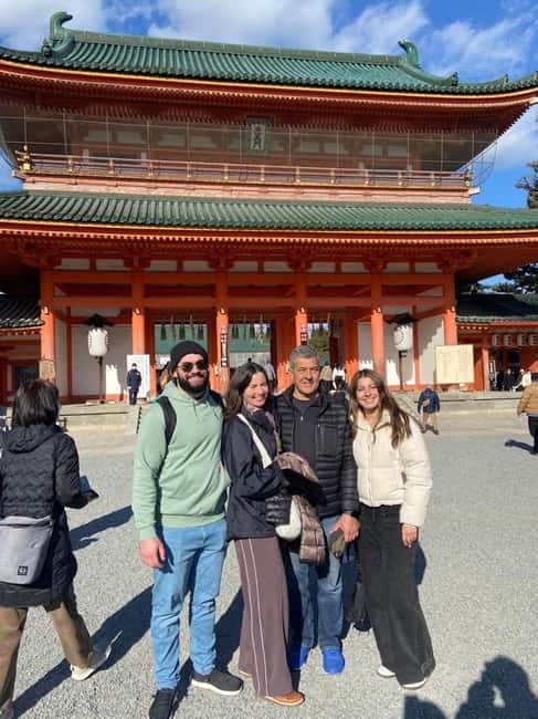 Kyoto: Hidden Gems E-Bike Tour with Local Japanese Guide - The Philosopher’s Path and the northern Higashiyama route