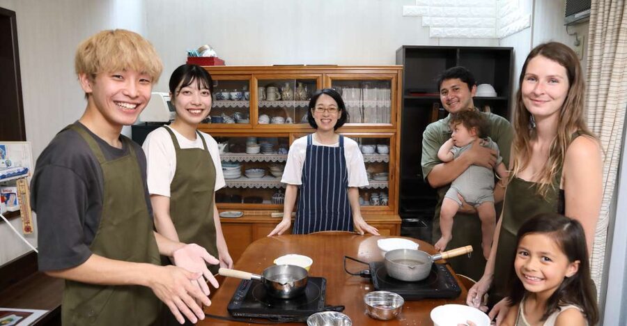 Kyoto Home Cooking Class ＆Supermarket tour near Fushimiinari - A Japanese home near Fushimi Inari