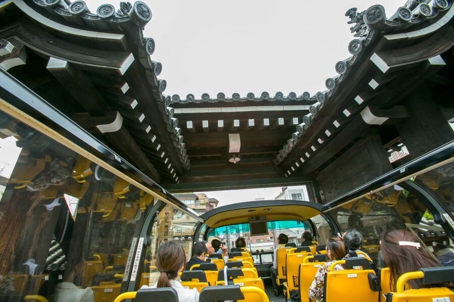 Kyoto: Hop-on Hop-off Sightseeing Bus Ticket - The western route: markets, castles, and Golden Pavilion