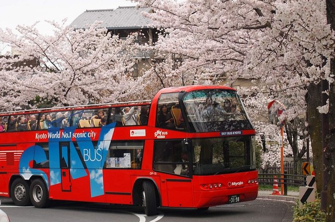 Kyoto Hop-On, Hop-Off Sightseeing Bus Tour - Gion and Gojozaka for Kiyomizu-dera
