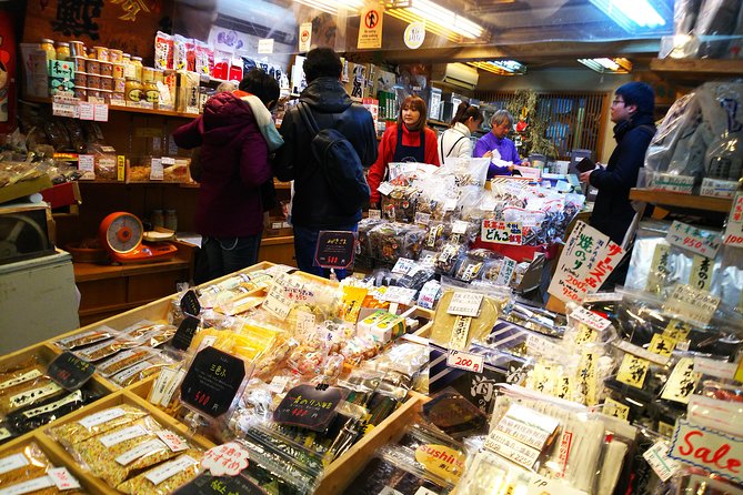Kyoto Imperial Palace and Nijo Castle Walking Tour - Reading Imperial power at Kyoto Imperial Palace