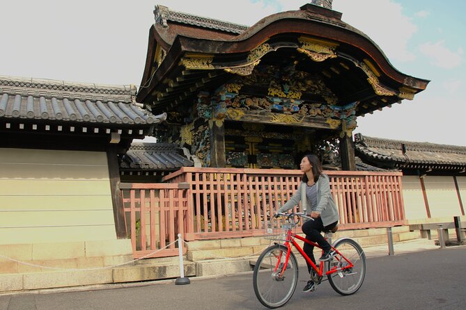 Kyoto in a Day by eBike: The Best Bits Tour (East Course) - A quiet ride through Kyoto Gyoen National Garden