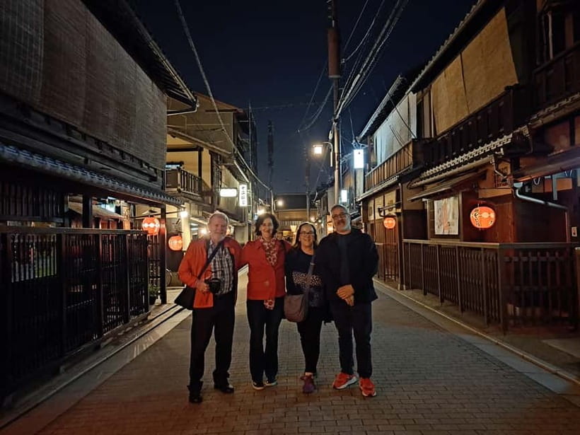 Kyoto: Izakaya Nightlife Tour with Local Guide - What the $80 price really covers