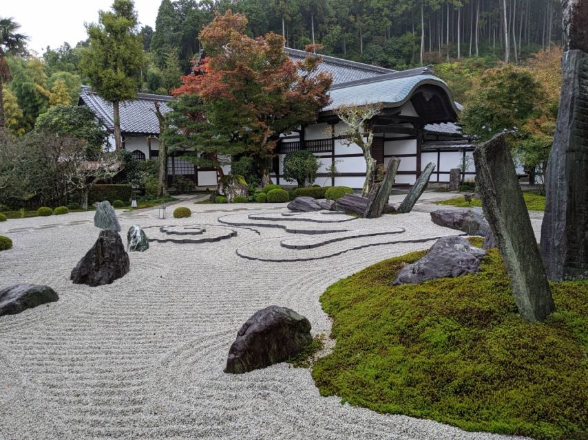 Kyoto: Japanese Gardens Private Customizable Tour - What your guide adds to the experience