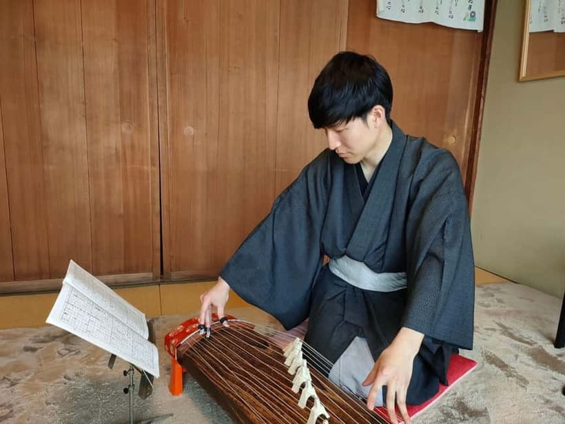 Kyoto: Japanese Koto & Shamisen Concert and Koto Class - What you hear before you play