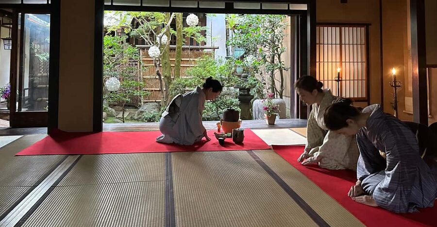 Kyoto: Kimono and Tea Ceremony Experience at Cultural Asset - Who will enjoy Tondaya most?