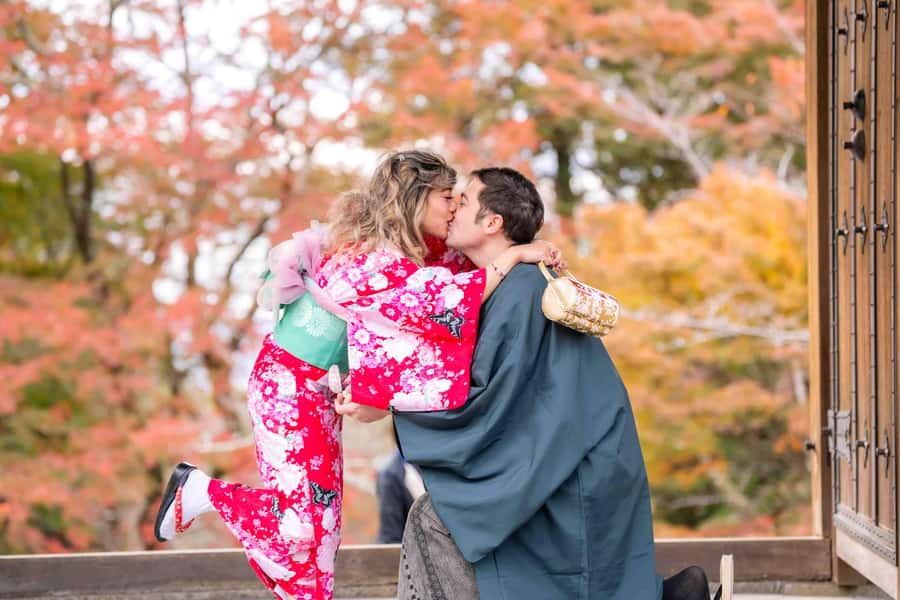 Kyoto Kimono Professional Photoshoot - Choosing between the machiya and Higashiyama settings