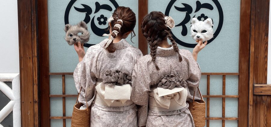 Kyoto: Kimono Rental in Gion Provided by RikaWafuku - Picking from 400 kimonos without paying more