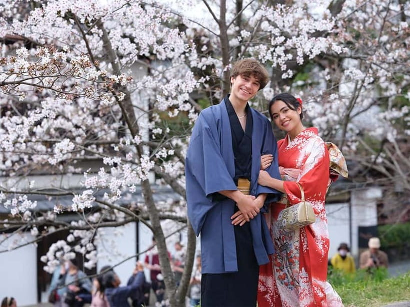 Kyoto Kimono Rental mimosa |Kimono/Yukata Rental Couple Plan - Dressing up in Kyoto’s Ichinenzaka district