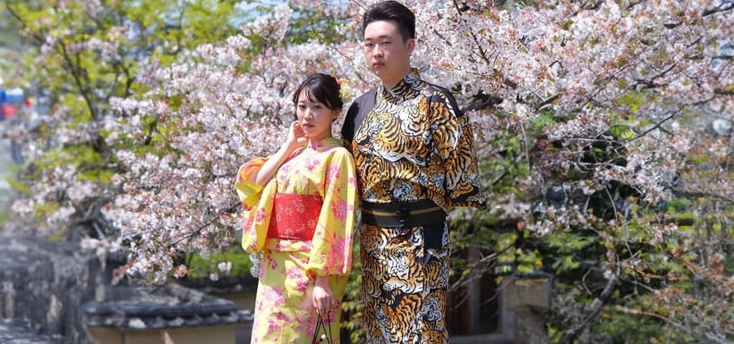 Kyoto Kimono Rental mimosa |Kimono/Yukata Rental Couple Plan - What the 7,000 yen couple price really covers