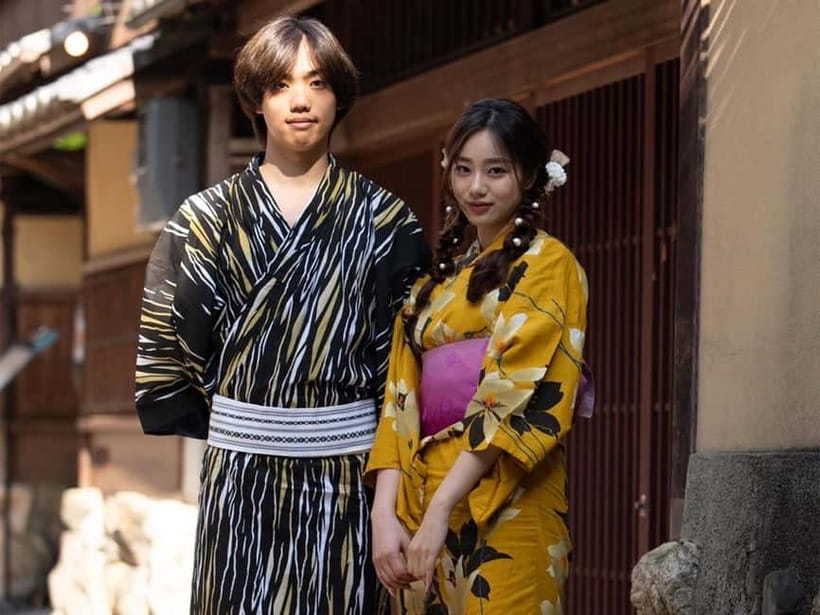 Kyoto Kimono Rental mimosa |Kimono/Yukata Rental Couple Plan - Adding a photographer, hair styling, or Japanese accessories