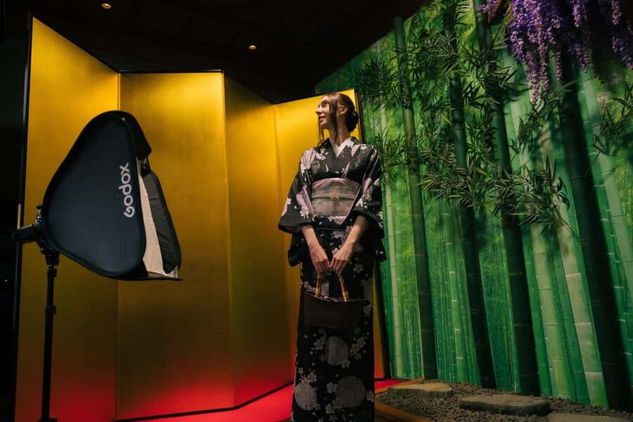 Kyoto: Kimono Tea Ceremony at Orizuruya Gion - The two-hour option: add Japanese calligraphy