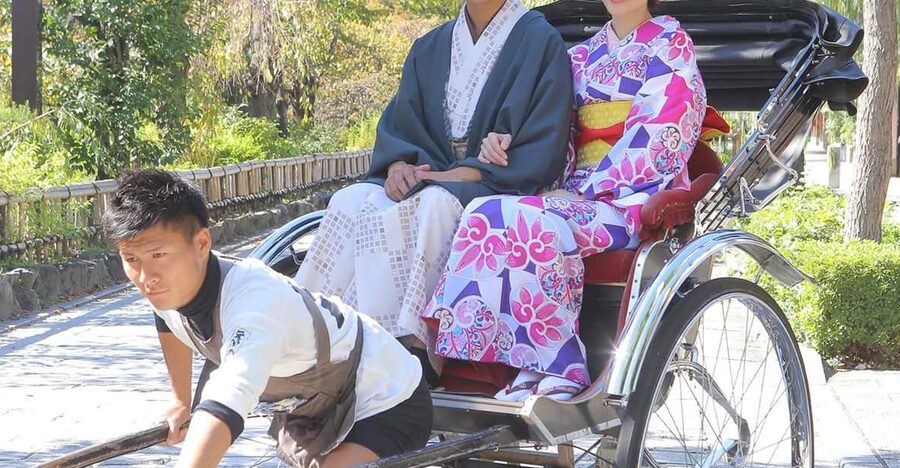 Kyoto:Kiyomizu-dera Temple Rent a kimono and ride a rickshaw - Your free afternoon in Higashiyama