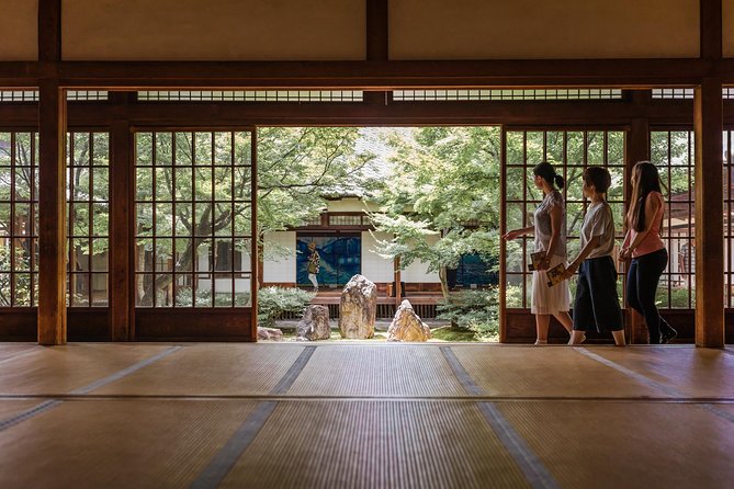 Kyoto Like a Local: Private & Personalized Experience (3 hrs) - Starting at Sanjo and getting your Kyoto bearings