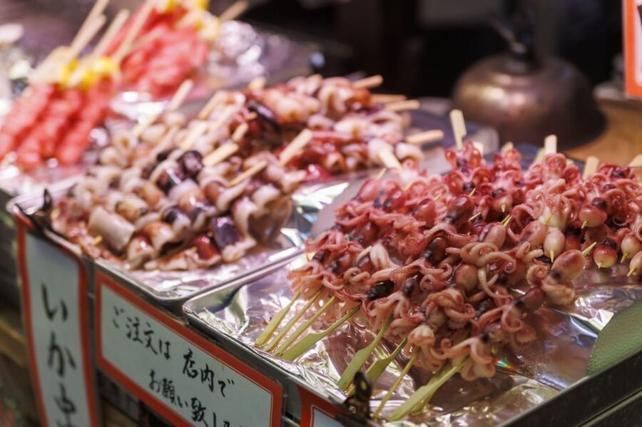 Kyoto: Local Food Tasting Tour at the Nishiki Market - Who should book this walk