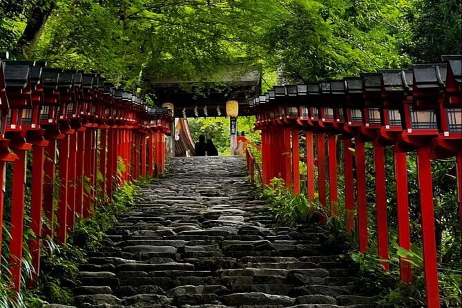 Kyoto Magical Night English Tour: Gion & Fushimi Inari Shrine - Yasaka Shrine and a useful finish to the evening