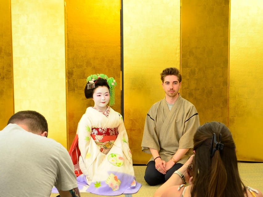 Kyoto: Meet-and-Greet, Maiko Show and Experience - What happens during the 45-minute program