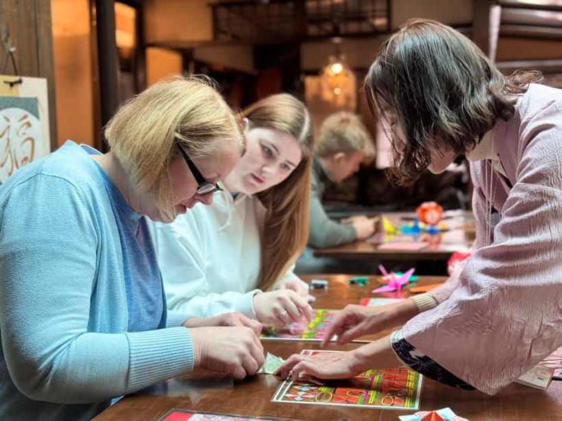 Kyoto: Mindfulness Origami Workshop, Limited 6/8–6/10 - Meeting the instructor at GojoParadiso