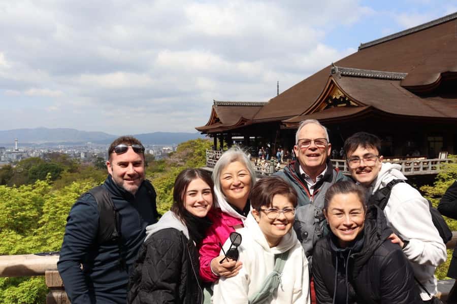 Kyoto Morning Highlights Tour: Fushimi, Kiyomizu-dera & Gion - Walking beneath Fushimi Inari’s torii gates