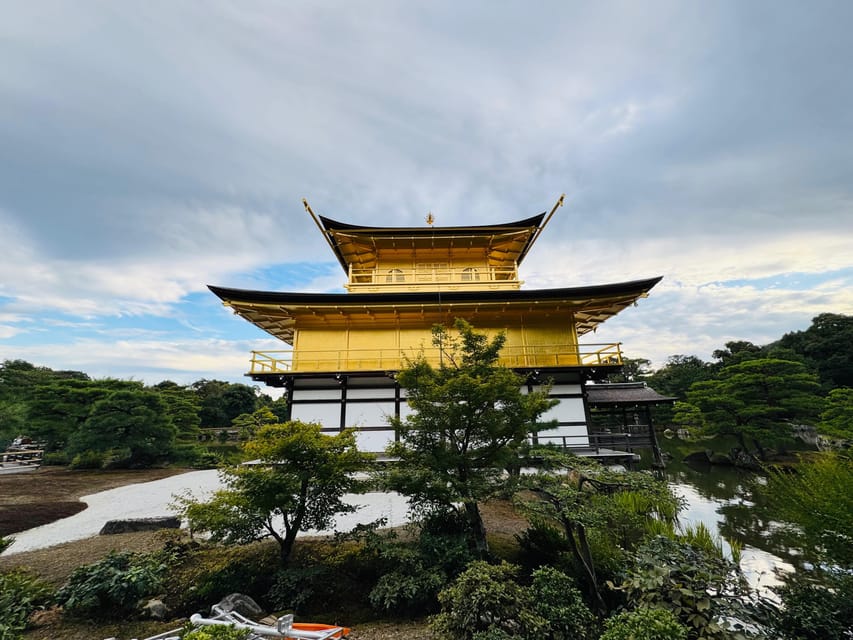 Kyoto & Nara Full Day Customised Tour - Fushimi Inari: red gates and a choice about distance
