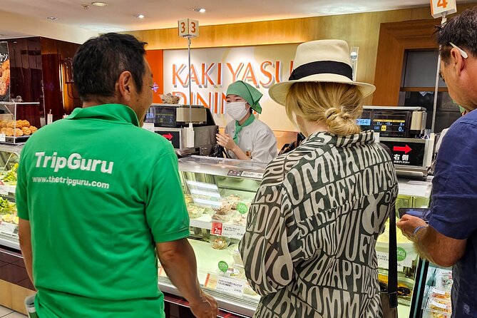 Kyoto Nishiki Market & Depachika: 2-hours Food Tour with a Local - Guide quality and the small-group feel