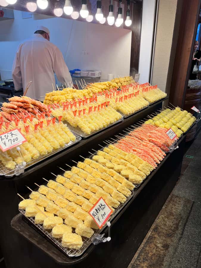 Kyoto: Nishiki Market Food Tour with Local Guide - Entering Nishiki Market, Kyoto’s Kitchen