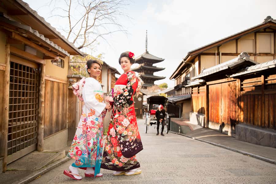 Kyoto: Premium Kimono Rental for 1 day to stroll around - One hour of dressing, fitting, and preparation