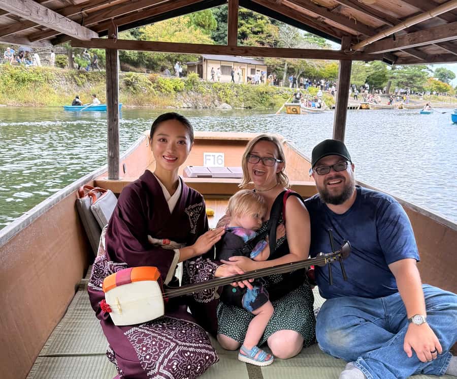 Kyoto: Private Boat Cruise with Shamisen and Games - How to get the most from the one-hour cruise