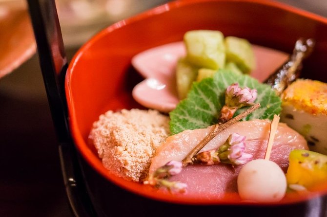 Kyoto Private Food Tours with a Local Foodie: 100% Personalized - Gion after dark
