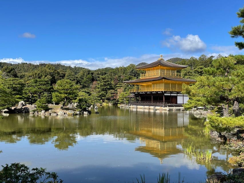 Kyoto: Private Highlights Tour with Guide and Luxury Vehicle - Fushimi Inari’s red torii gates