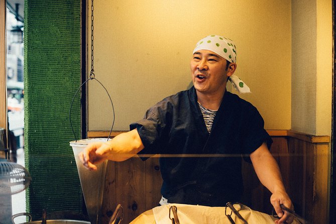 Kyoto Private Night Tour with a Local – Bars, Bites & Culture - A smaller shrine and the quieter side of Gion
