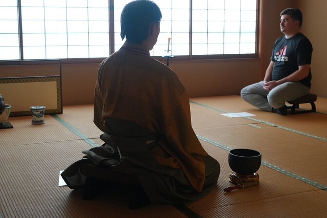Kyoto Private Tea Ceremony at a Japanese Inns - Kimono, haori, fans, and swords: the first 15 minutes