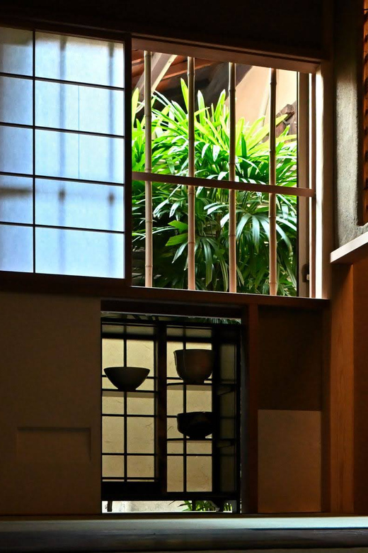 Kyoto: Private Tea Ceremony at local home with tea master - Watching the formal demonstration